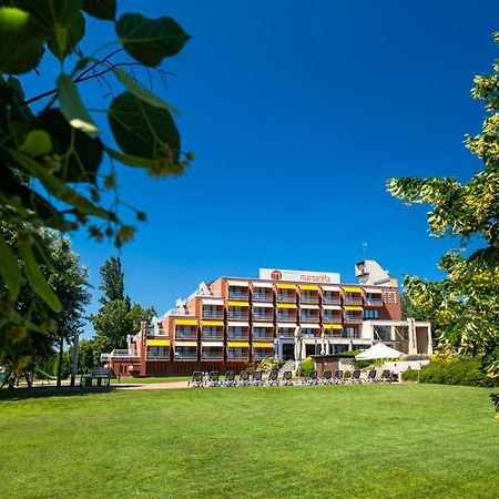 באלאטונפורד Hotel Margareta מראה חיצוני תמונה