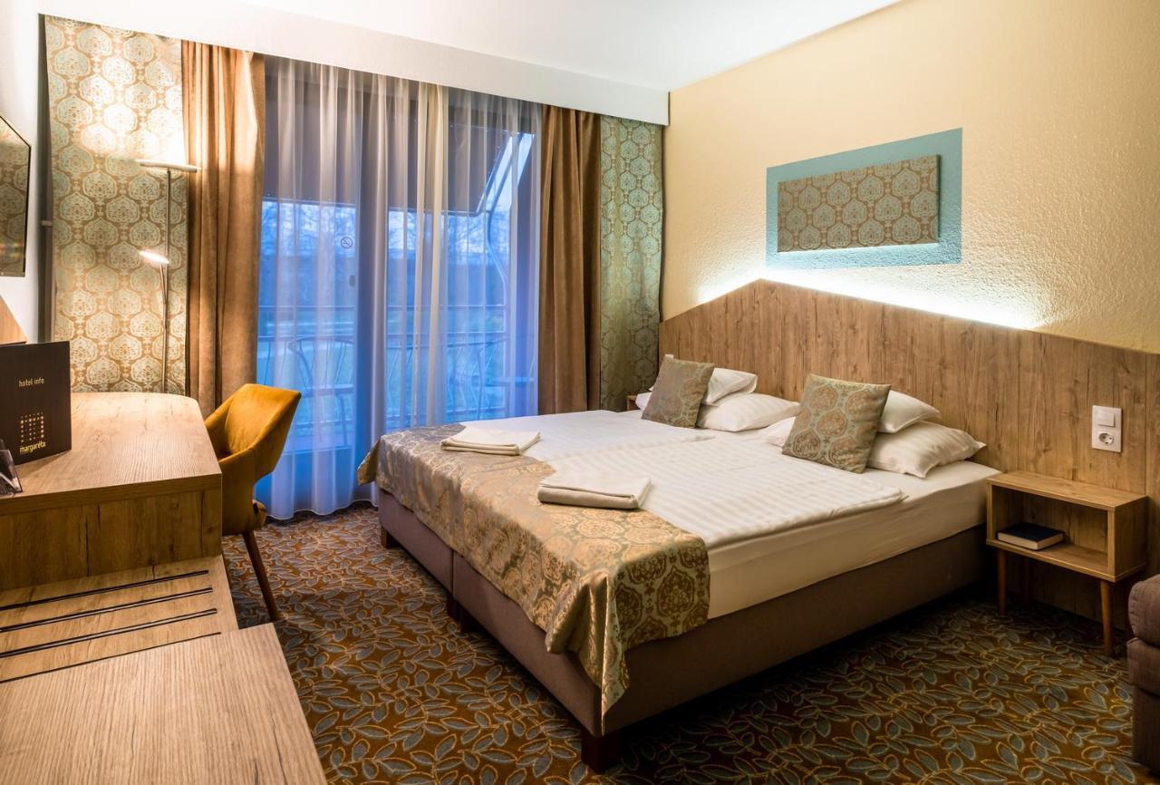 באלאטונפורד Hotel Margareta מראה חיצוני תמונה