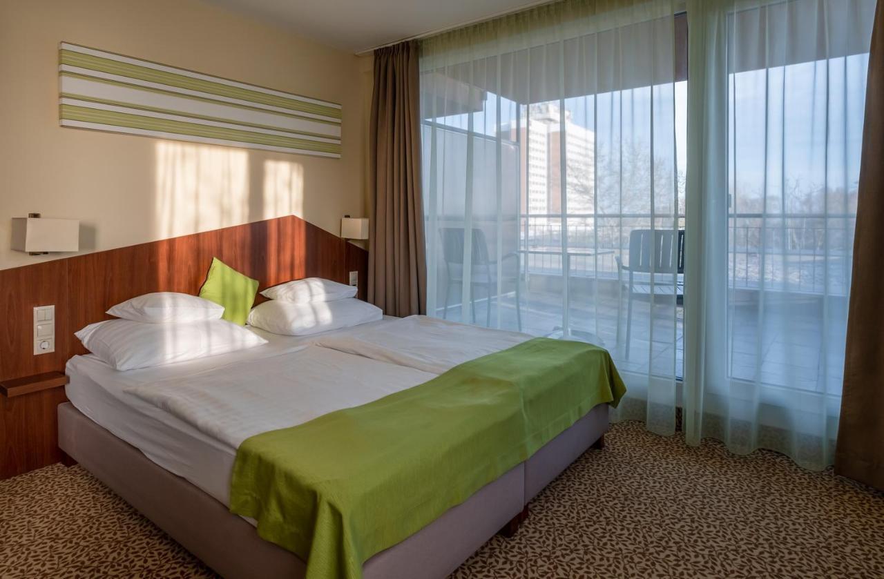 באלאטונפורד Hotel Margareta מראה חיצוני תמונה