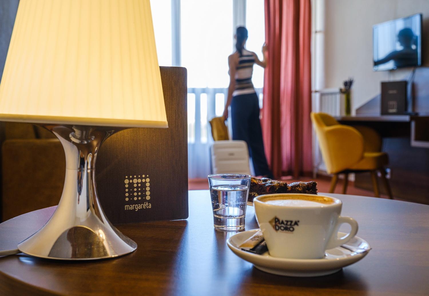 באלאטונפורד Hotel Margareta מראה חיצוני תמונה