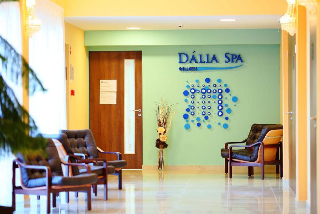 באלאטונפורד Hotel Margareta מראה חיצוני תמונה