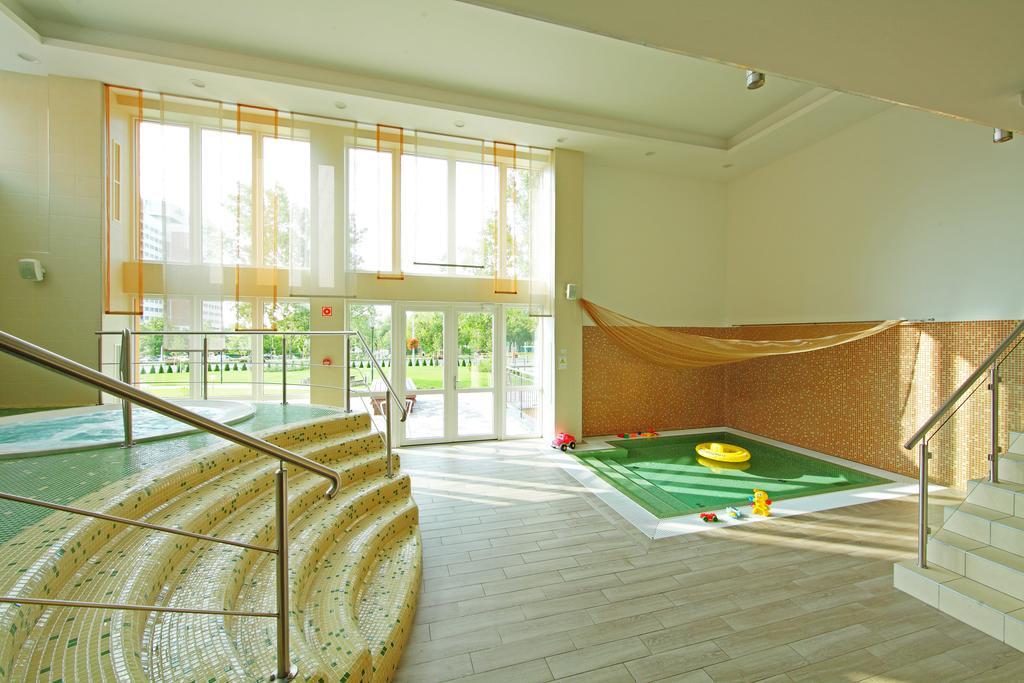 באלאטונפורד Hotel Margareta מראה חיצוני תמונה